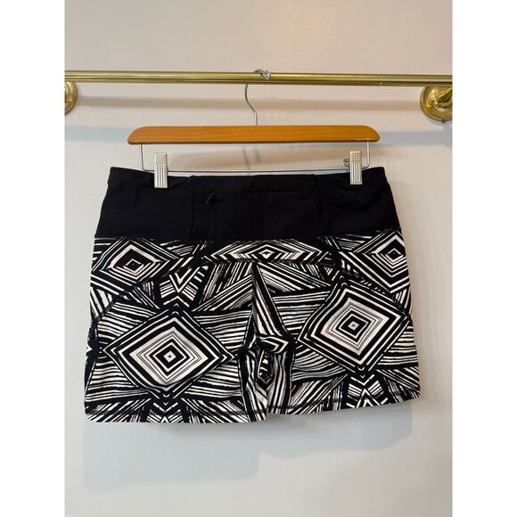 Sweaty Betty Black & White Geometric Print Power Shorts Biker Shorts L - Picture 3 of 6